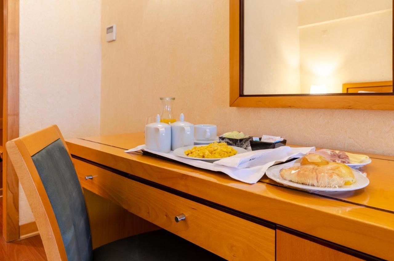 Hotel Roma Lisbon Luaran gambar