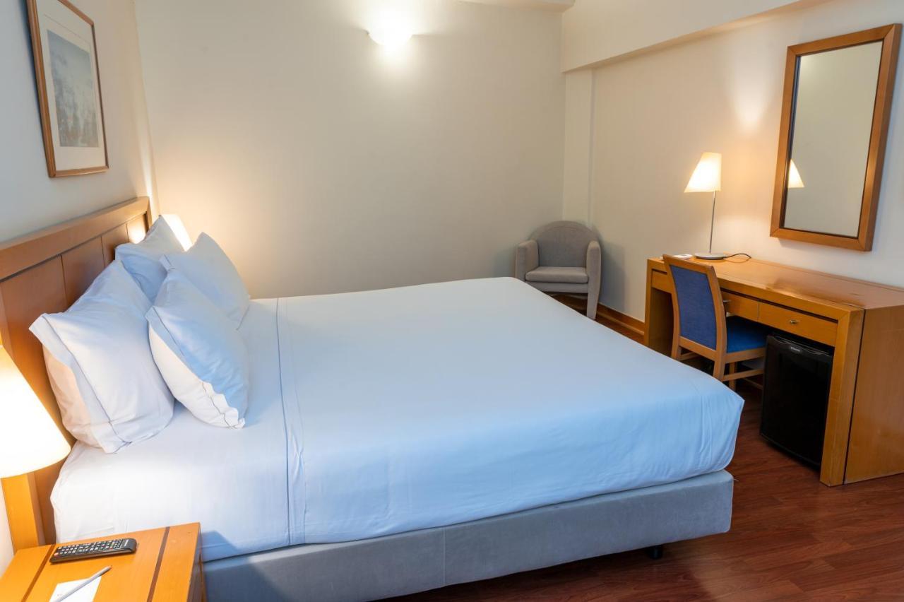 Hotel Roma Lisbon Luaran gambar