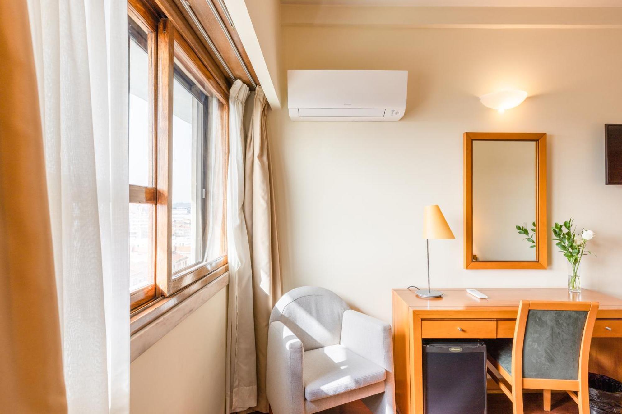 Hotel Roma Lisbon Luaran gambar